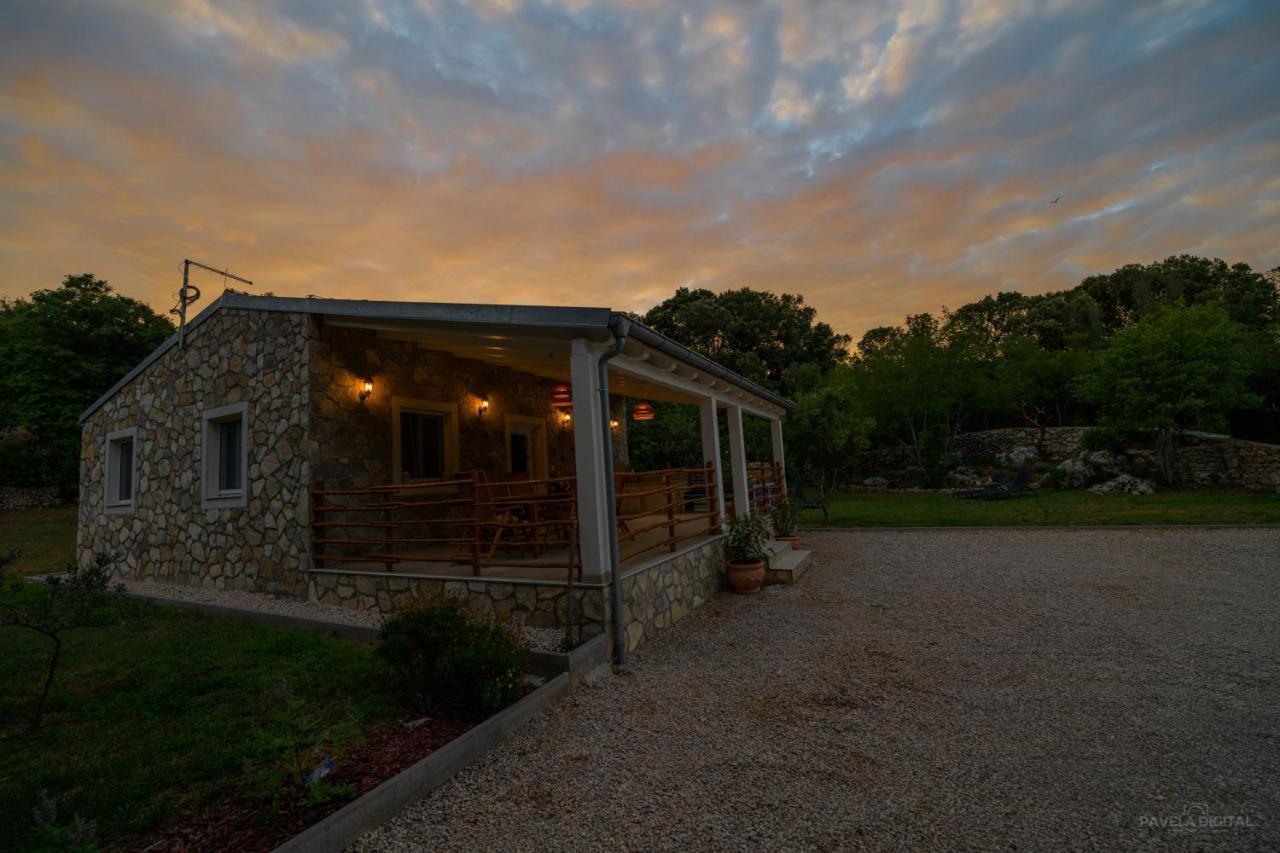 Villa Stone House Magali à Sveti Jakov Extérieur photo